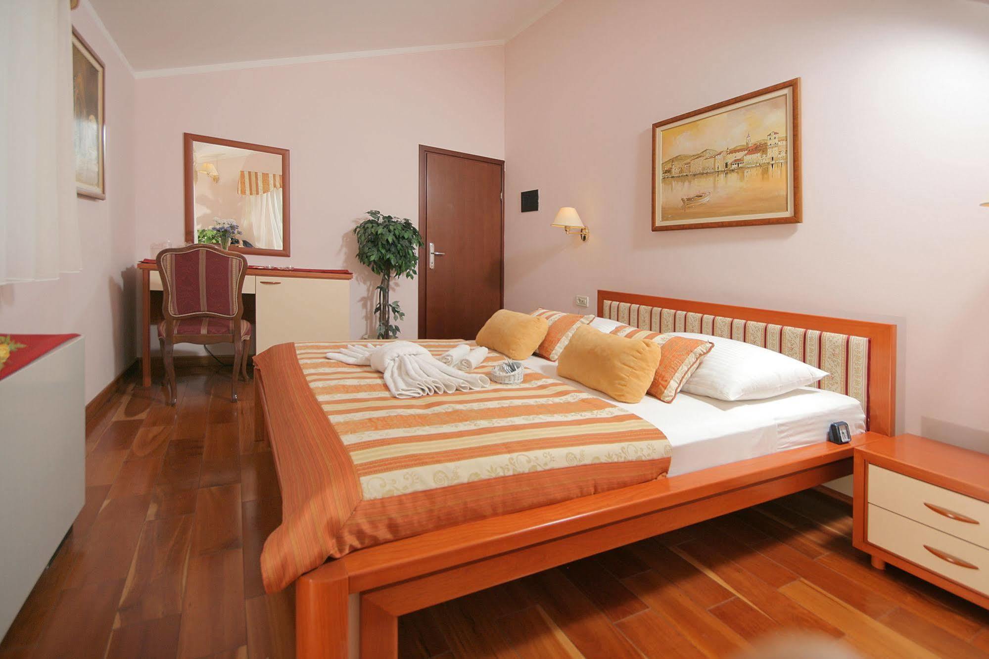 Hotel Trogir Hotel